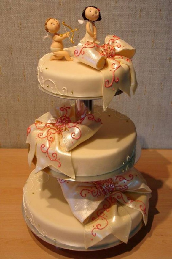 beautiful-and-creative-wedding-cakes-03