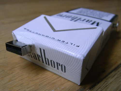 タバコ（マルボロ）のRaspberry Pi ケース